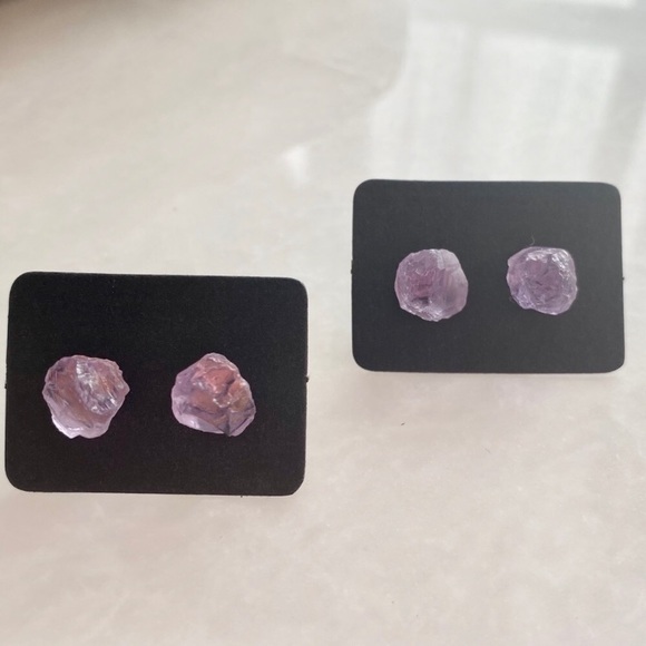 Light Amethyst Crystal Stud Earrings - Picture 8 of 10